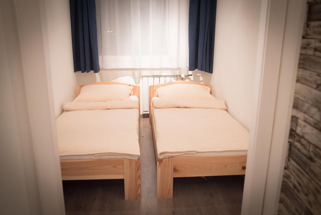 Anna Apartman Győr Exteriör bild