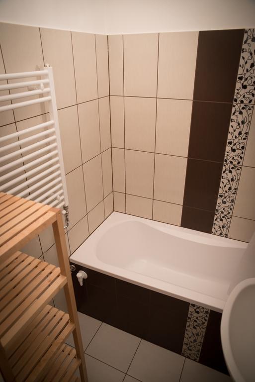Anna Apartman Győr Exteriör bild